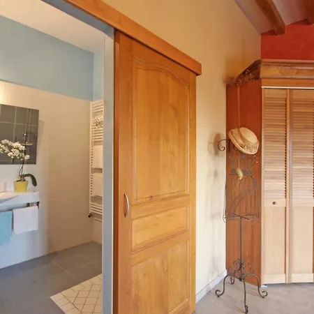 Bed & Breakfast Le Bourg D'aunou, Petit Dejeuner Compris 3*