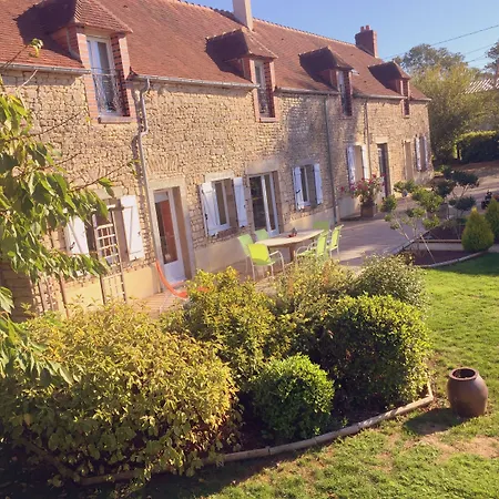 Bed & Breakfast Le Bourg D'aunou, Petit Dejeuner Compris 3*
