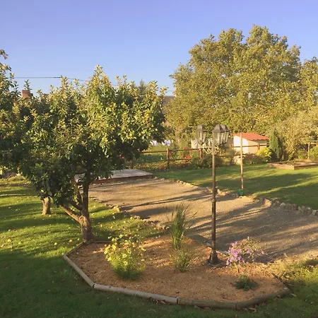 Le Bourg D'aunou, Petit Dejeuner Compris Bed & Breakfast