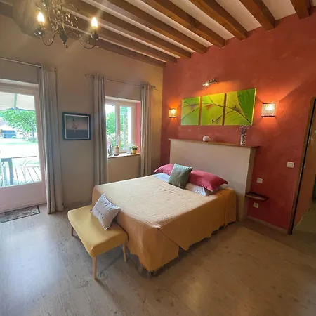 Bed & Breakfast Le Bourg D'aunou, Petit Dejeuner Compris 3*