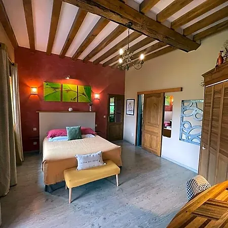 Le Bourg D'aunou, Petit Dejeuner Compris Bed & Breakfast 3*