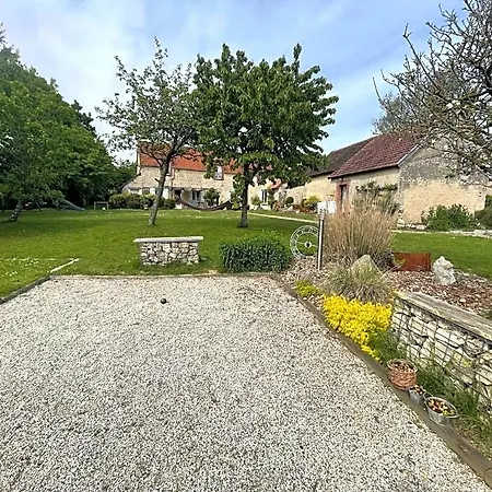 Bed & Breakfast Le Bourg D'aunou, Petit Dejeuner Compris