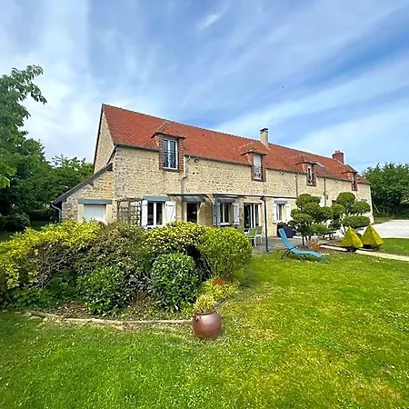Bed & Breakfast Le Bourg D'aunou, Petit Dejeuner Compris 3*