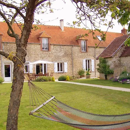 Bed & Breakfast Le Bourg D'aunou, Petit Dejeuner Compris 3*