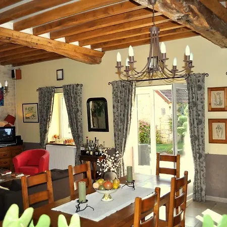 Bed & Breakfast Le Bourg D'aunou, Petit Dejeuner Compris