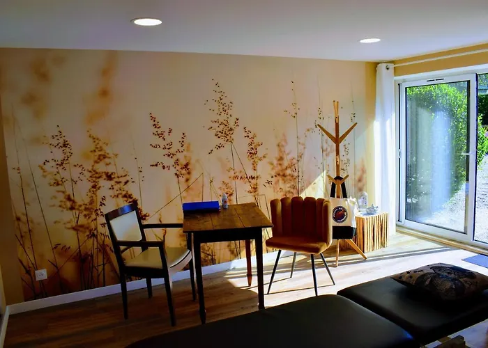 Le Bourg D'aunou, Petit Dejeuner Compris