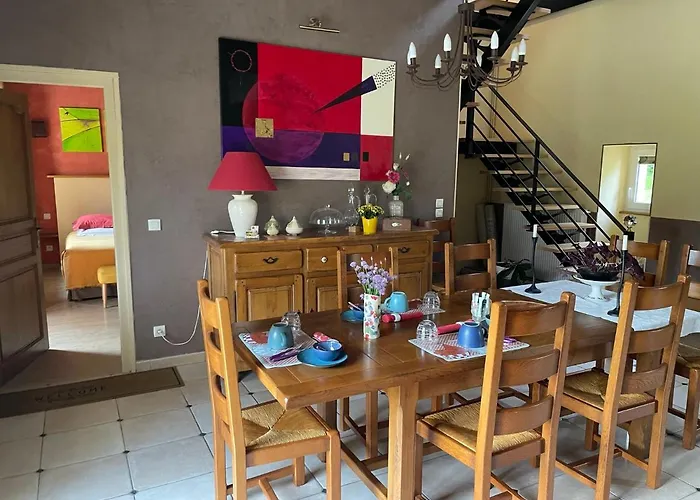 Bed & Breakfast Le Bourg D'aunou, Petit Dejeuner Compris 3*