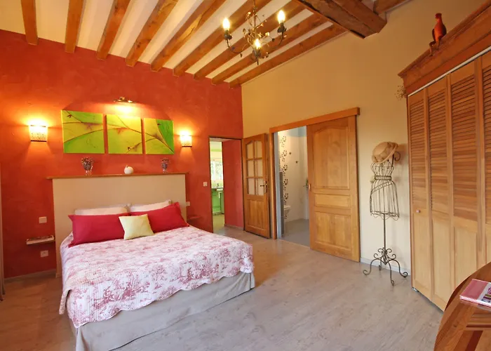 Le Bourg D'aunou, Petit Dejeuner Compris Bed & Breakfast 3*