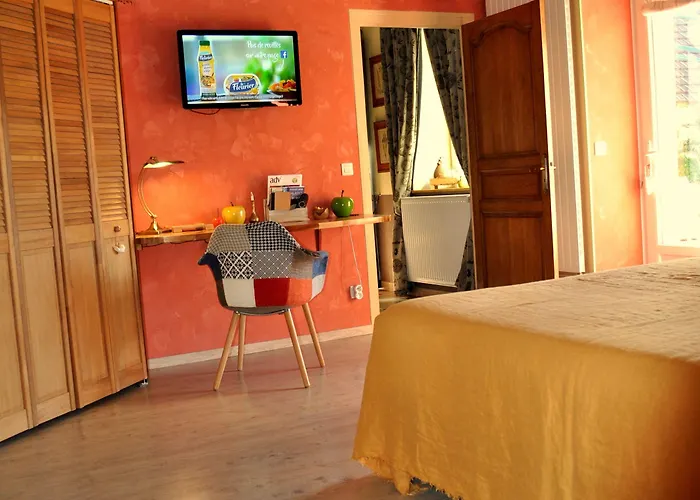 Bed & Breakfast Le Bourg D'aunou, Petit Dejeuner Compris 3*