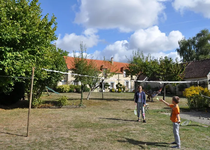 Le Bourg D'aunou, Petit Dejeuner Compris
