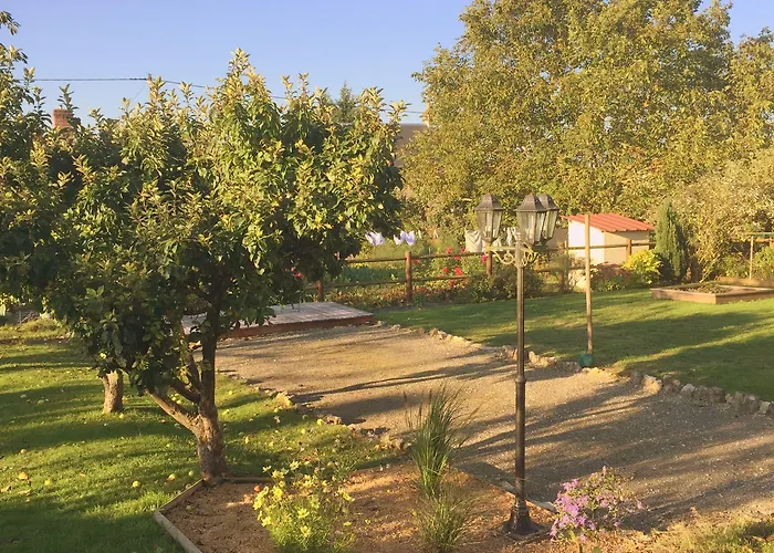 Le Bourg D'aunou, Petit Dejeuner Compris Bed & Breakfast