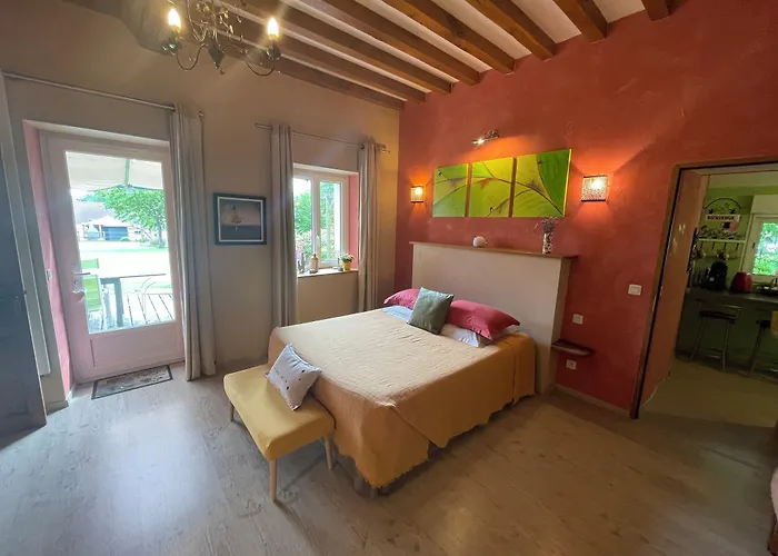 Bed & Breakfast Le Bourg D'aunou, Petit Dejeuner Compris 3*