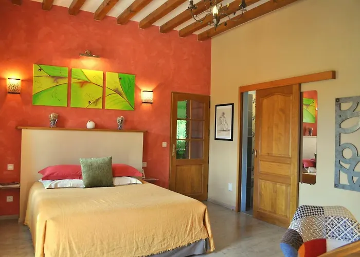 Le Bourg D'aunou, Petit Dejeuner Compris Bed & Breakfast 3*