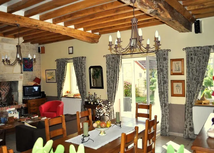 Bed & Breakfast Le Bourg D'aunou, Petit Dejeuner Compris